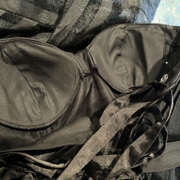 Flirt Maggie Sottero Prom Dress Size 4 - Picture 13 of 13